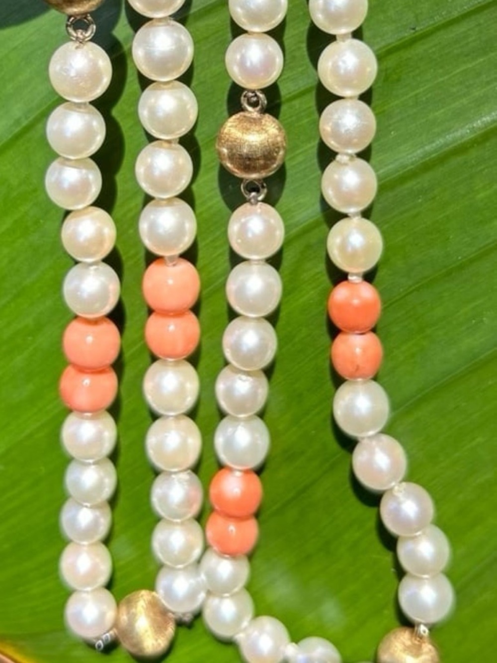 Vintage 14Kyellow gold angel skin coral pearl gold ball double knot 36  Necklace